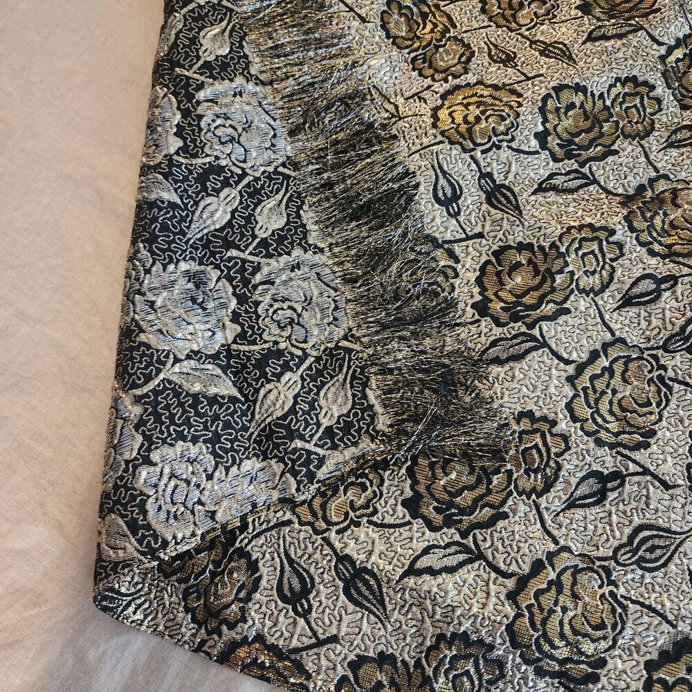 Inga-go Boutique Black and Gold Metallic Floral Scarf Wrap Size 19 x 70 - Picture 6 of 7